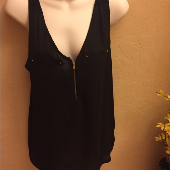 Express Tops - Express tank top